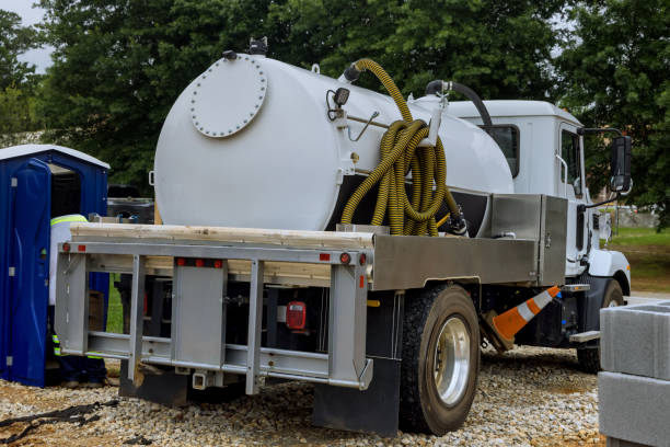Portable Toilet Options We Offer in Oakley, KS